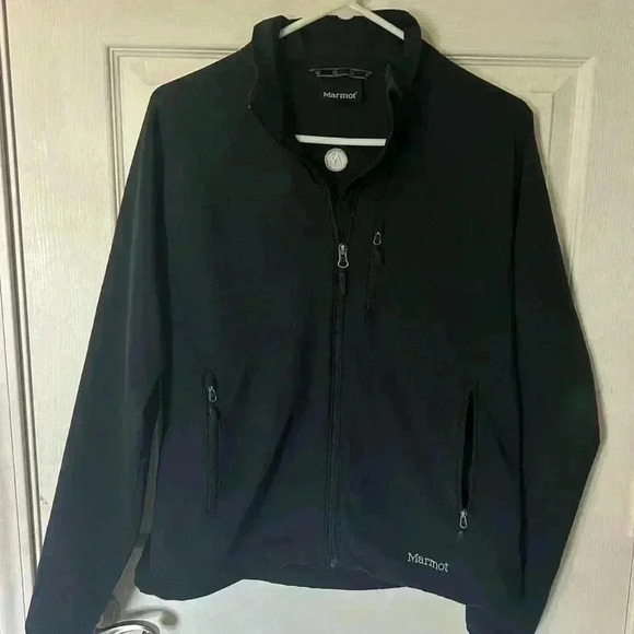 Marmot Jackets & Blazers - Marmot Black Women’s Tempo Jacket Size Medium. Style D98300